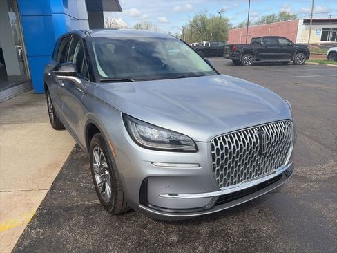 Used 2023 Lincoln Corsair AWD w/ Equipment Group 101A image 5
