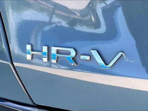 Used 2024 Honda HR-V EX-L image 10