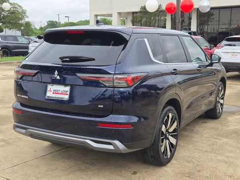 Used 2025 Mitsubishi Outlander SE FWD image 5