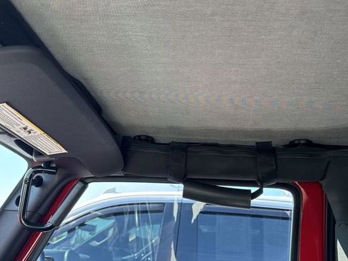 Used 2012 Jeep Wrangler Sahara image 14