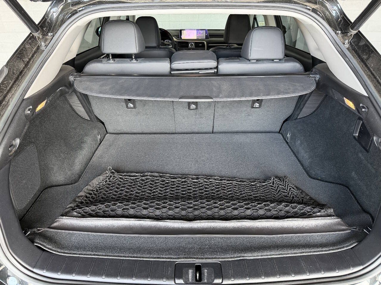 Used 2018 Lexus RX 450h AWD w/ Premium Package image 36