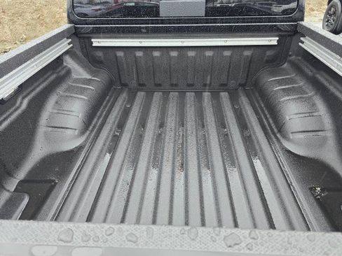 New 2026 Nissan Frontier SV w/ SV Convenience Package image 16