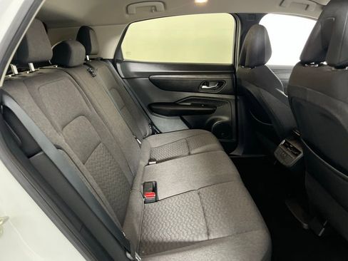 Used 2024 Nissan Ariya FWD image 29