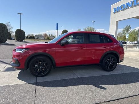 Used 2024 Honda HR-V Sport image 12