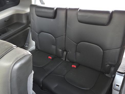 Used 2012 Nissan Pathfinder Silver image 33