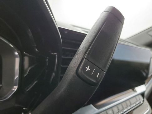 Used 2025 Chevrolet Silverado 1500 RST image 34