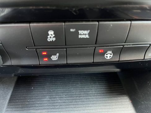 Used 2017 RAM 1500 Sport image 13