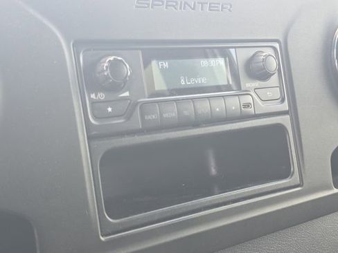 Used 2019 Mercedes-Benz Sprinter 1500 image 14