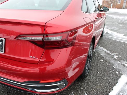 Used 2022 Volkswagen Jetta SEL image 44