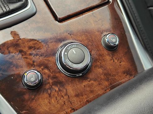 Used 2013 INFINITI JX35 w/ Premium Pkg image 37