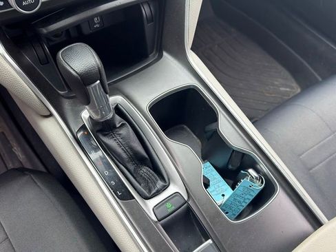Used 2019 Honda Accord LX image 13