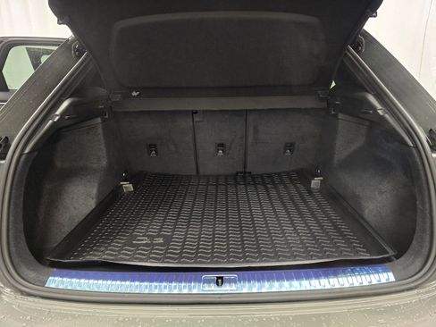 Certified 2025 Audi Q3 2.0T Premium w/ Convenience Package image 11