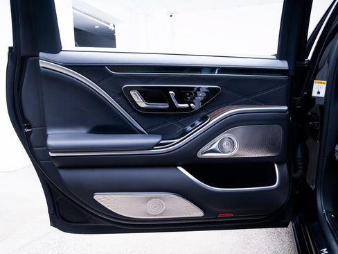 Used 2023 Mercedes-Benz Maybach S 680 4MATIC image 23
