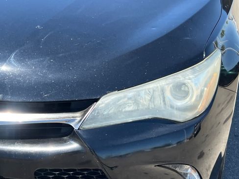 Used 2016 Toyota Camry SE FWD image 11