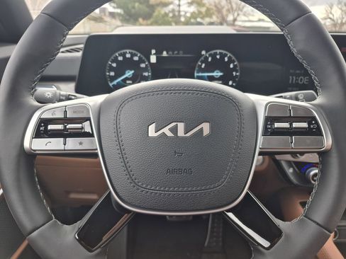 New 2025 Kia Telluride SX Prestige X-Line AWD/4WD image 18