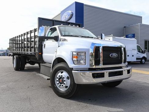 Used 2027 Ford F650 2WD Regular Cab Super Duty image 3