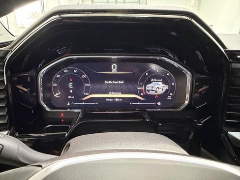 Used 2026 GMC Sierra 1500 SLT image 15