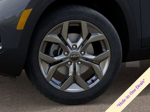 New 2026 Kia Seltos LX image 9
