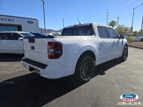 New 2025 Ford Maverick Lobo image 4