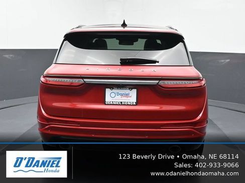 Used 2025 Lincoln Corsair Grand Touring AWD/4WD image 5