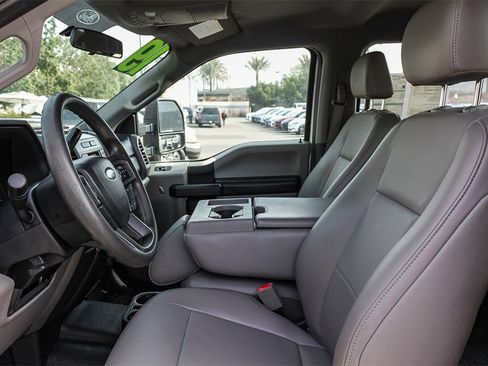 Used 2019 Ford F250 XL w/ Power Equipment Group image 22