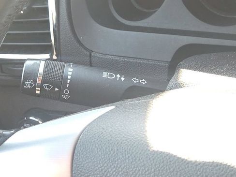 Used 2010 GMC Acadia SLE FWD image 37