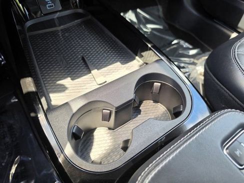 Used 2023 Ford Mustang Mach-E Premium AWD/4WD image 25