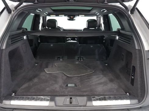 Used 2024 Land Rover Range Rover Sport Dynamic SE image 32