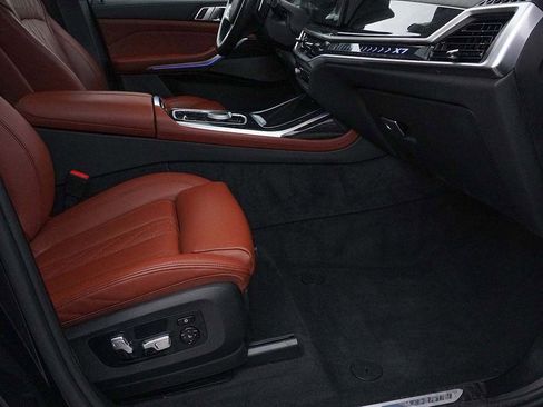 Used 2024 BMW X7 xDrive40i w/ M Sport Package AWD/4WD image 33