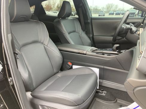 Certified 2026 Toyota Crown Nightshade image 28