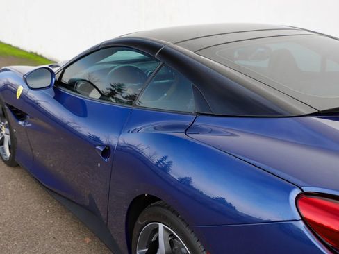 Certified 2023 Ferrari Portofino M image 47