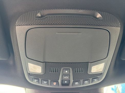 Used 2023 Ford Expedition Max Limited image 18