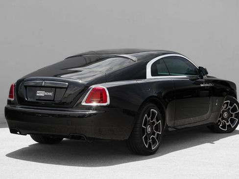 Used 2017 Rolls-Royce Wraith RWD image 3
