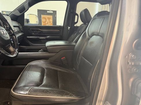 Used 2019 RAM 1500 Limited w/ Advanced Safety Group AWD/4WD image 14