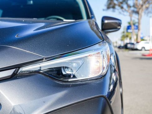 Certified 2024 Subaru Crosstrek 2.0i Premium image 10