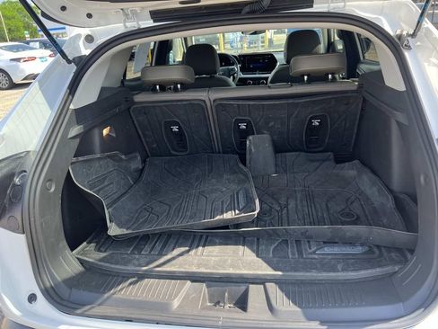 Used 2024 Chevrolet Trax ACTIV w/ Sunroof Package FWD image 10