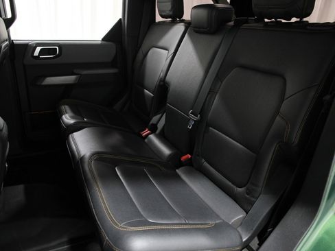 Used 2022 Ford Bronco Badlands w/ Sasquatch Package image 22