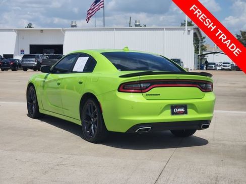 Used 2023 Dodge Charger SXT w/ Blacktop Package RWD image 5