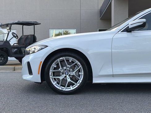 Used 2025 BMW 330i Sedan RWD image 9