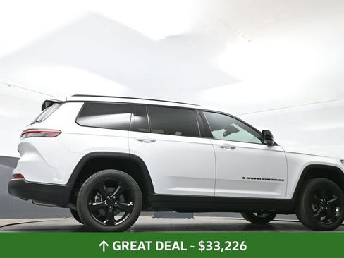 Used 2023 Jeep Grand Cherokee L Limited w/ Luxury Tech Group II AWD/4WD image 25