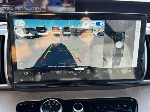 New 2026 Ford Expedition Active image 18