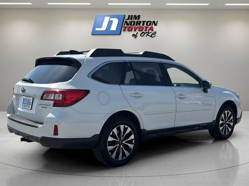 Used 2016 Subaru Outback 3.6R Limited AWD/4WD image 5
