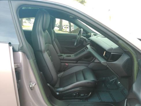 Used 2022 Porsche Taycan RWD image 22