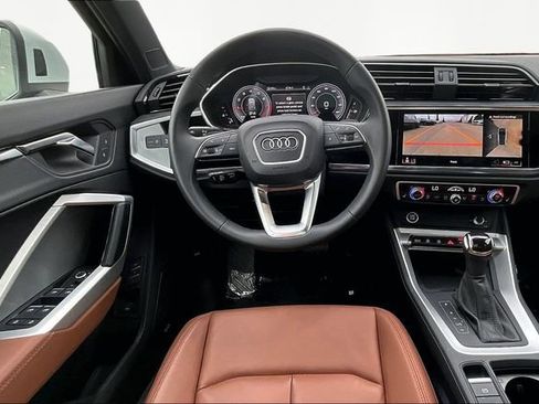 Used 2025 Audi Q3 2.0T Premium Plus w/ Premium Plus Package image 5