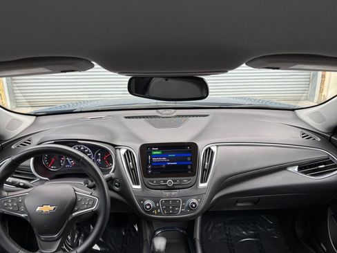 Used 2024 Chevrolet Malibu LT image 33