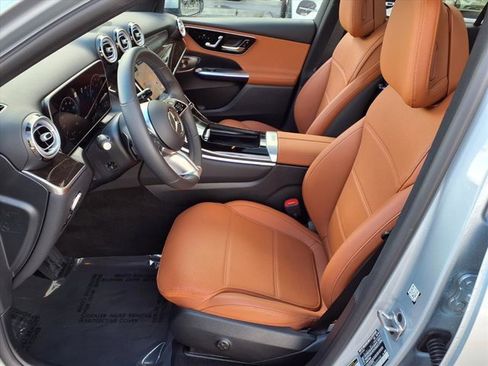 Used 2025 Mercedes-Benz GLC 300 image 14