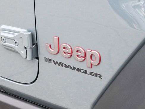 New 2026 Jeep Wrangler Unlimited Rubicon image 11