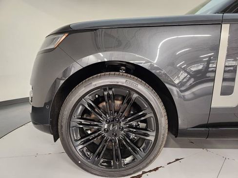 New 2026 Land Rover Range Rover SE AWD/4WD image 11