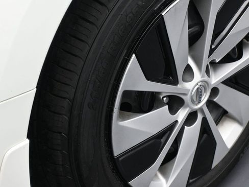 Certified 2022 Nissan Altima 2.5 S FWD image 15