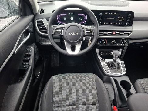 New 2026 Kia Seltos LX AWD/4WD image 7